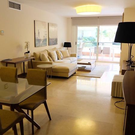 מארבלה Luxury Modern Apartment With Terrace, Pool And Garage! מראה חיצוני תמונה